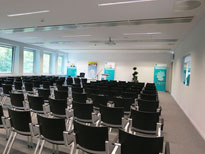 Ein Hörsaal des neuen Studienzentrums der FOM in Hamburg